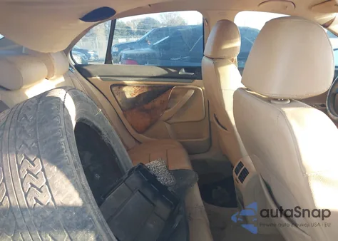 2008 Volkswagen Jetta Se z USA, uszkodzony, nr VIN 3VWRM71K98M159173